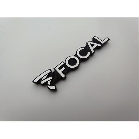 Focal hoparlör ve otomobil kapı logosu
