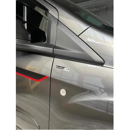 2x Ford courier tourneo connect Black line Etiket
