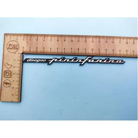 Disegno Pininfarina çamurluk etiketi