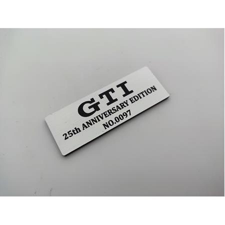 Volkswagen Gti 25. yıl  Etiket 25th anniversary edition
