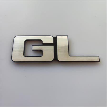 Ford Taunus GL Kaporda Yazısı