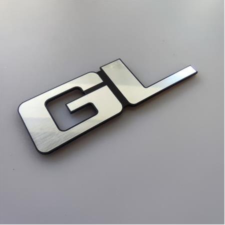Ford Taunus GL Kaporda Yazısı