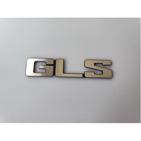 Ford Taunus GLS Kaporda Yazısı