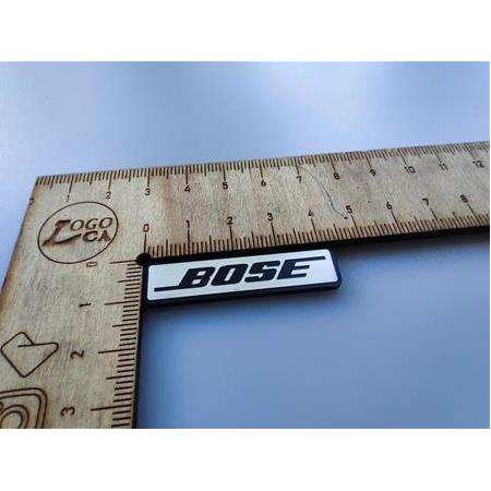 2 çeşit Bose logo gümüş üzeri siyah ve siyah üzeri gümüş yazı