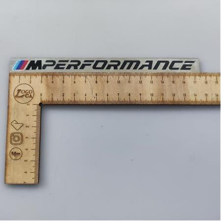 Yeni model BMW M Performance Etiket